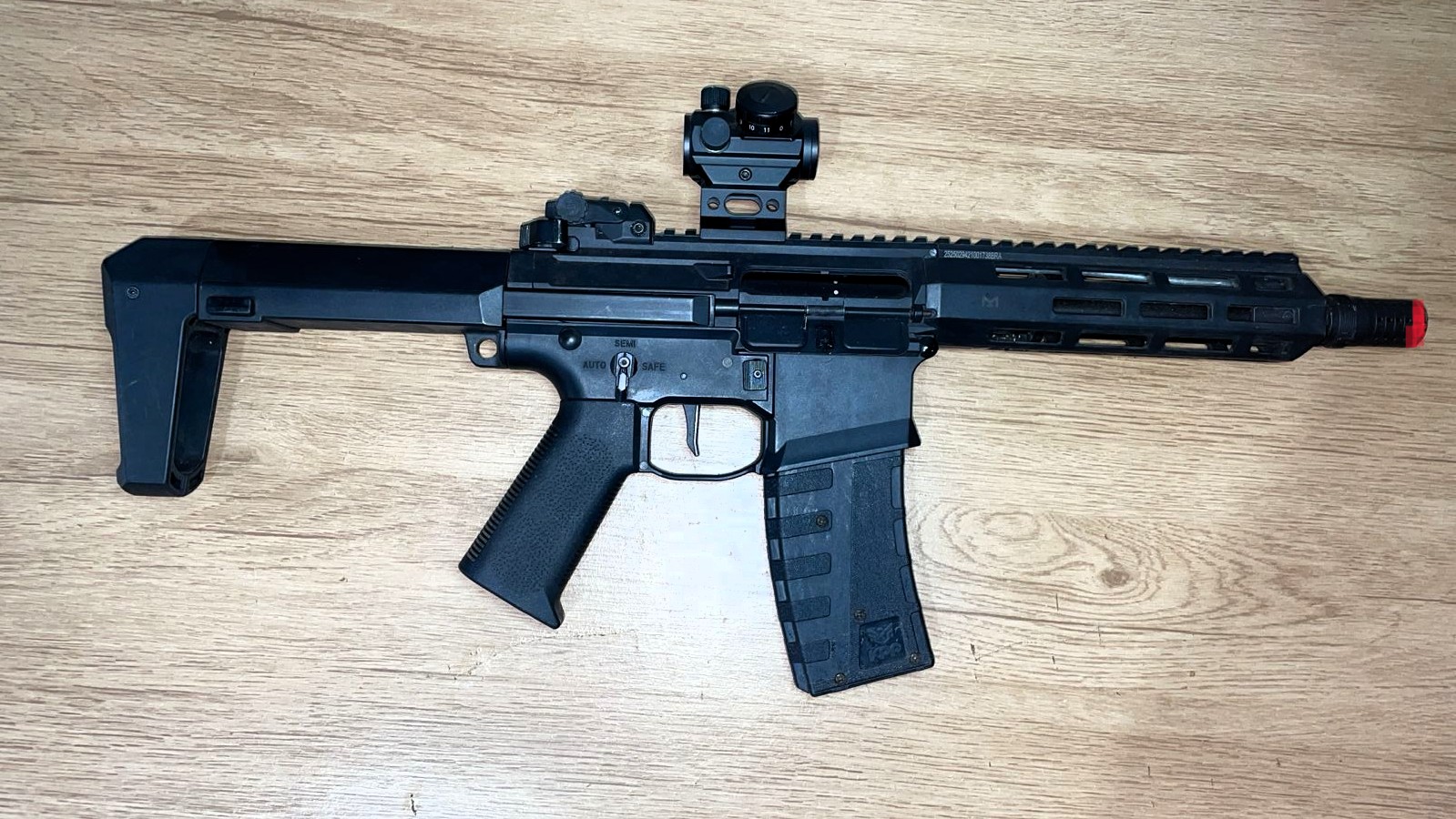 AIRSOFT GBBR GFJMDKIOLGJDF TITANIUM PLATINUM COM 2 MAGS